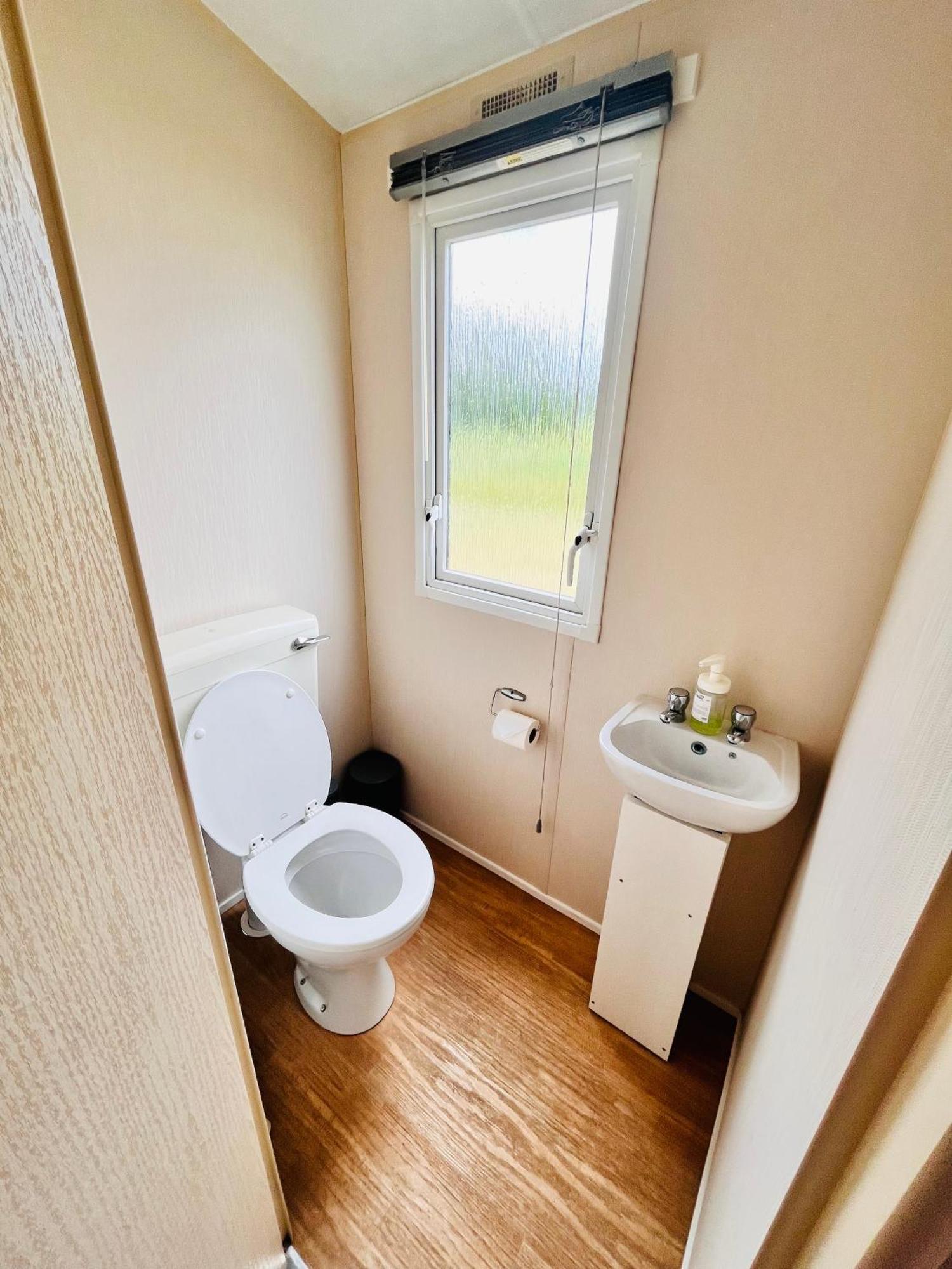 Lola'S Caravan. Your Home Away From Home. Parkeston Extérieur photo